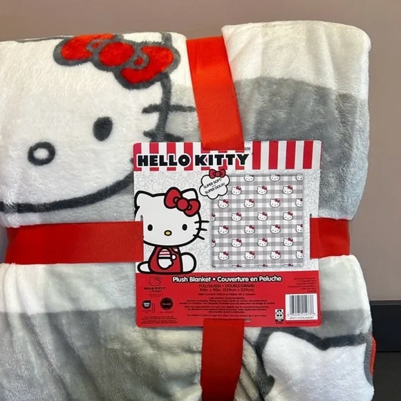 Hello Kitty Fill/Queen  Gingham Grey with HK Red Bow Blanket - Picture 2 of 3